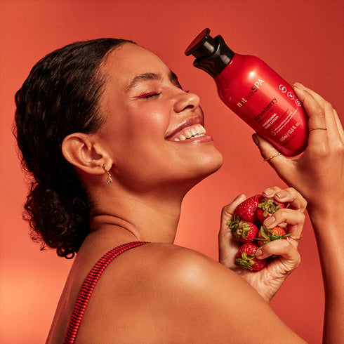 O Boticário Nativa Spa Strawberry Ruby Moisturizing Body Lotion 400ml