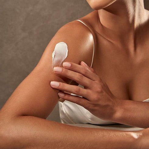 CREME CORPORAL LILY SATIN